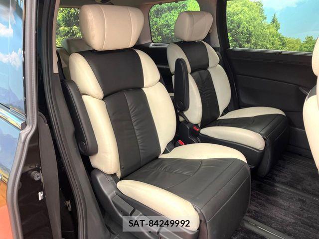 Nissan ELGRAND 2017-02 8335714-9