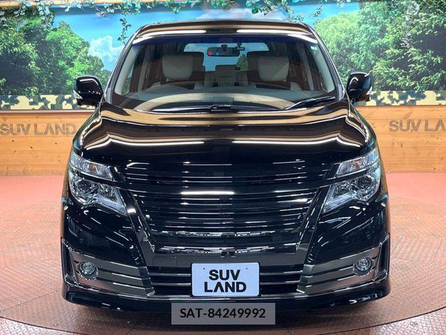 Nissan ELGRAND 2017-02 8335714-13