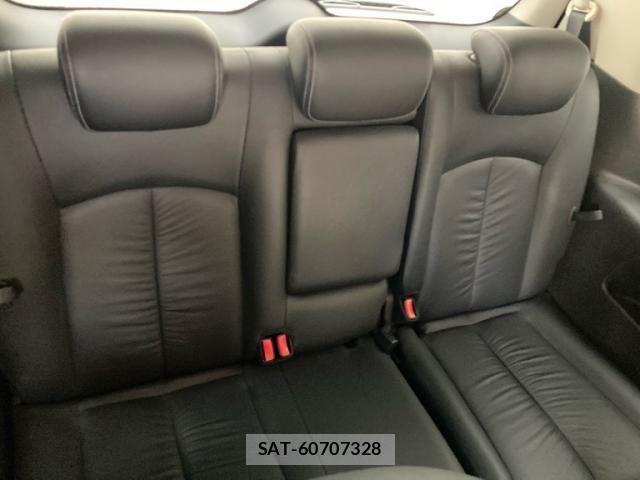 Nissan ELGRAND 2012-03 8335724-10
