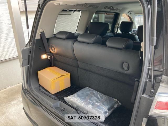 Nissan ELGRAND 2012-03 8335724-4