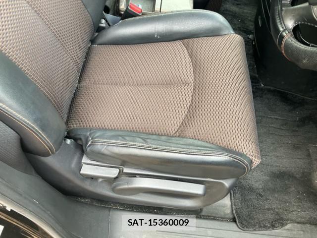 Nissan ELGRAND 2010-08 8335726-13