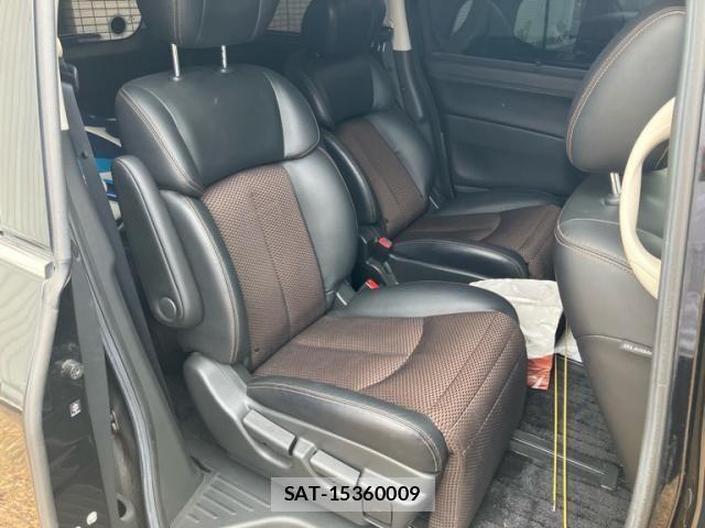 Nissan ELGRAND 2010-08 8335726-16