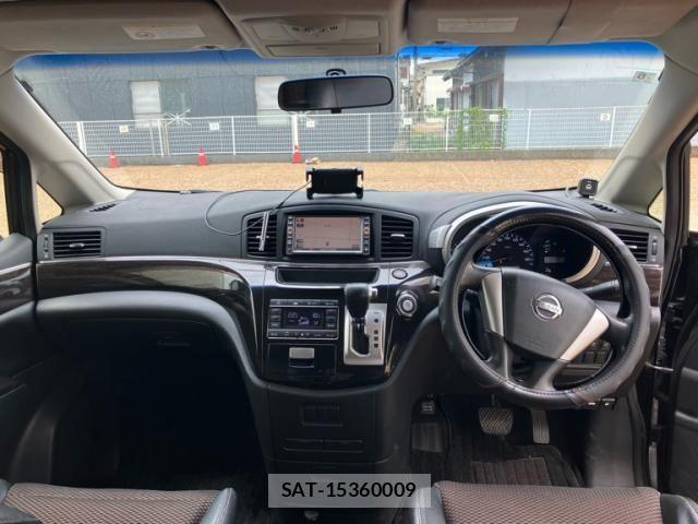 Nissan ELGRAND 2010-08 8335726-18