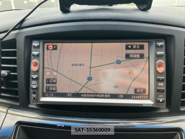 Nissan ELGRAND 2010-08 8335726-23