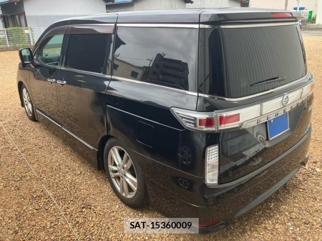 Nissan ELGRAND 2010-08 8335726-6