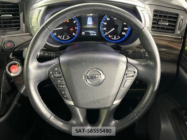 Nissan ELGRAND 2014-10 8335718-10