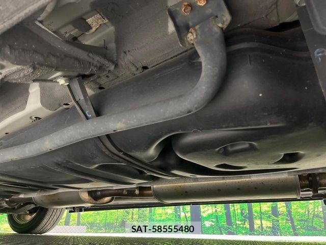 Nissan ELGRAND 2014-10 8335718-19