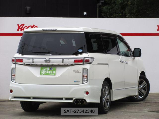 Nissan ELGRAND 2011-02 8335722-2