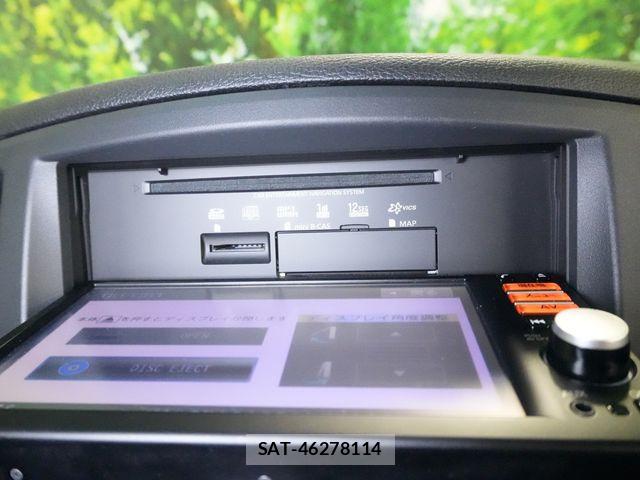 Nissan ELGRAND 2013-01 8335723-11