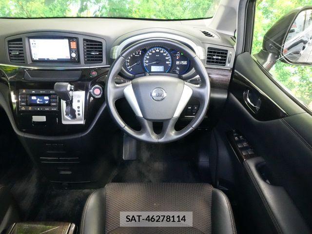 Nissan ELGRAND 2013-01 8335723-6
