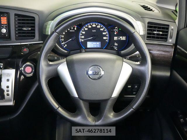 Nissan ELGRAND 2013-01 8335723-7