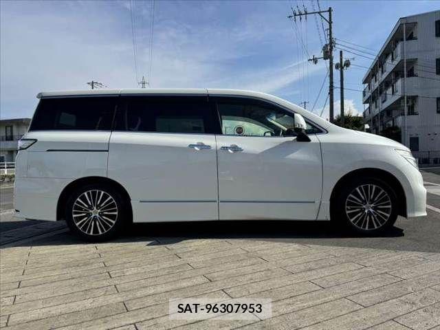 Nissan ELGRAND 2016-07 8335720-11