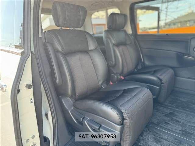 Nissan ELGRAND 2016-07 8335720-18