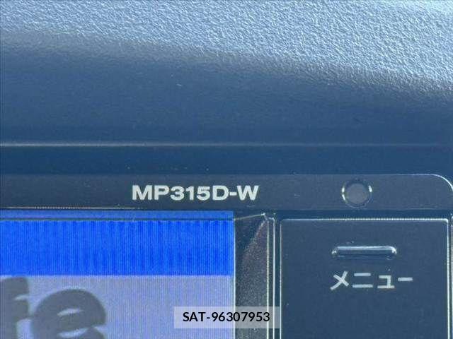 Nissan ELGRAND 2016-07 8335720-21