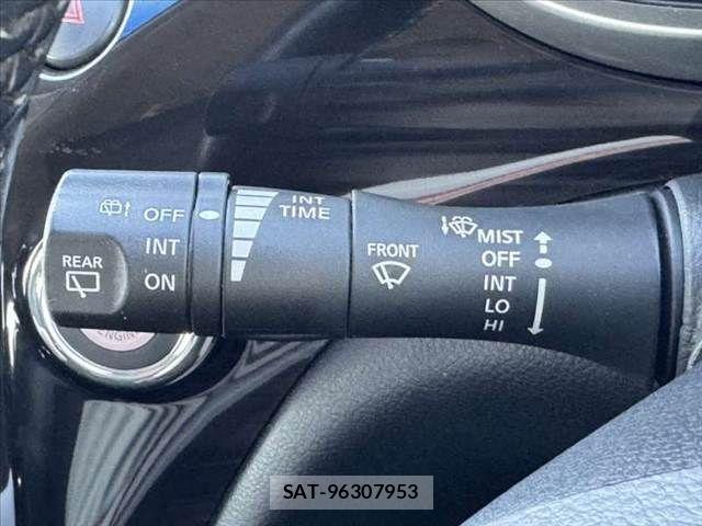 Nissan ELGRAND 2016-07 8335720-25