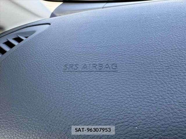 Nissan ELGRAND 2016-07 8335720-29