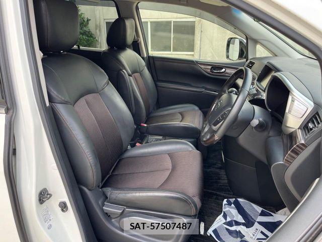 Nissan ELGRAND 2017-08 8335717-9