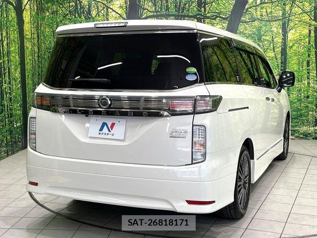 Nissan ELGRAND 2015-09 8335721-17
