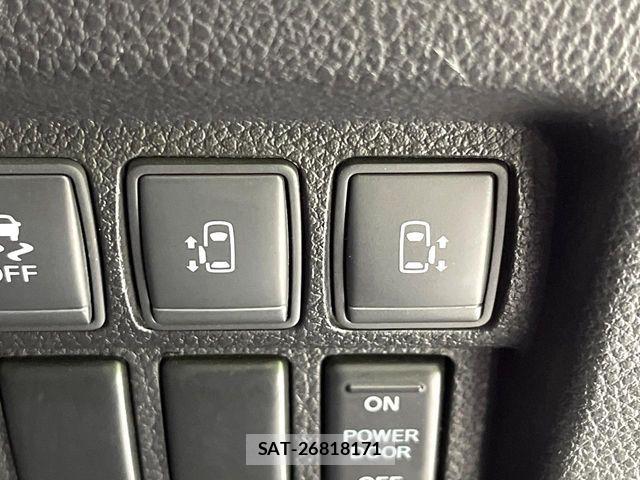 Nissan ELGRAND 2015-09 8335721-4