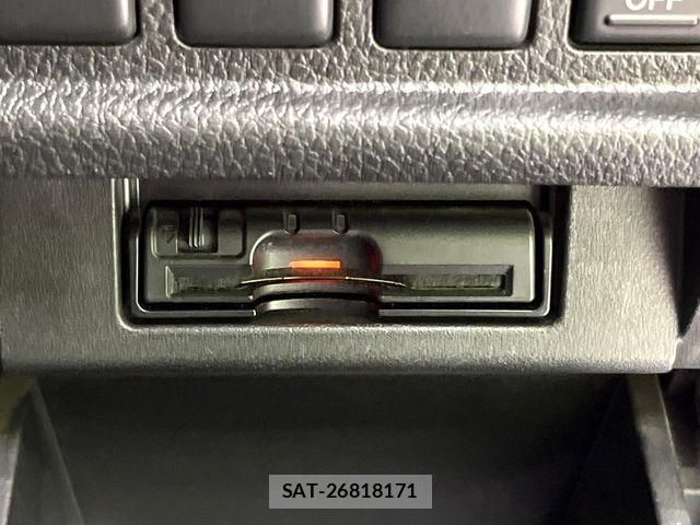 Nissan ELGRAND 2015-09 8335721-6