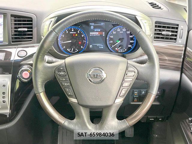 Nissan ELGRAND 2020-01 8354394-10