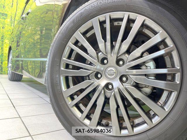 Nissan ELGRAND 2020-01 8354394-12