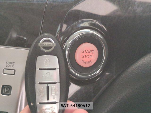 Nissan ELGRAND 2012-11 8354398-14