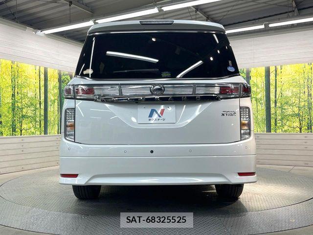 Nissan ELGRAND 2021-09 8354393-15