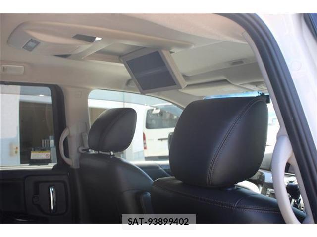 Nissan ELGRAND 2014-08 8354396-23