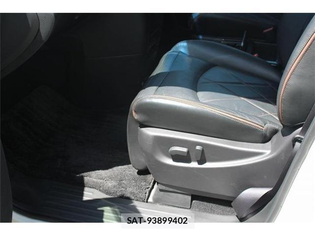 Nissan ELGRAND 2014-08 8354396-28