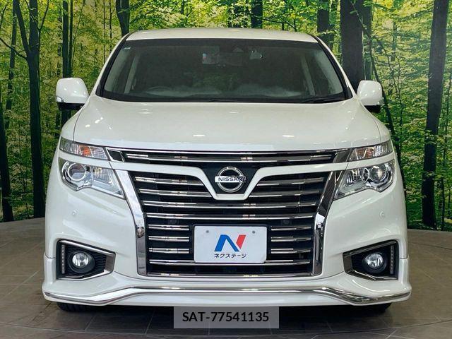 Nissan ELGRAND 2019-07 8354392-14