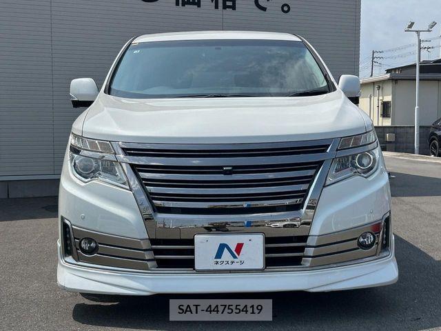 Nissan ELGRAND 2014-08 8354395-14