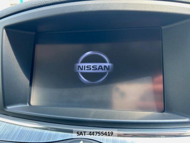 Nissan ELGRAND 2014-08 8354395-3