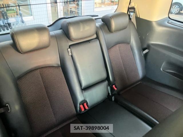 Nissan ELGRAND 2013-03 8354397-18