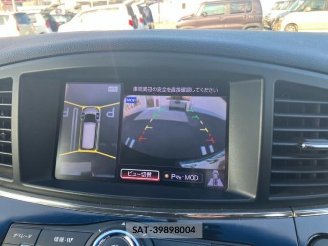 Nissan ELGRAND 2013-03 8354397-29