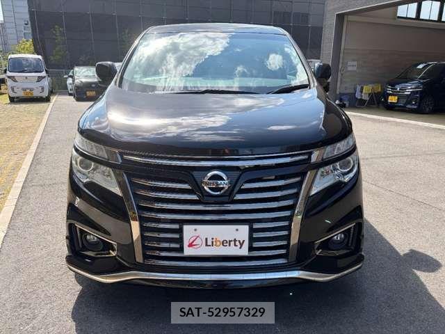 Nissan ELGRAND 2017-02 8365752-14