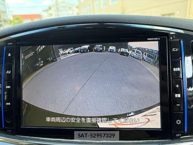 Nissan ELGRAND 2017-02 8365752-4