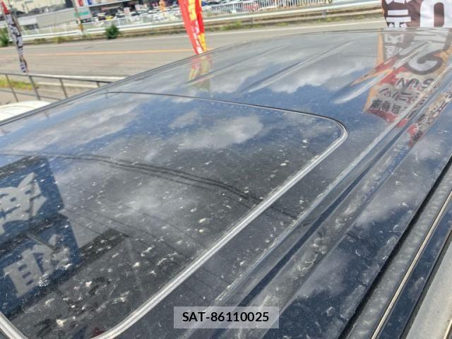 Nissan ELGRAND 2021-06 8365745-13