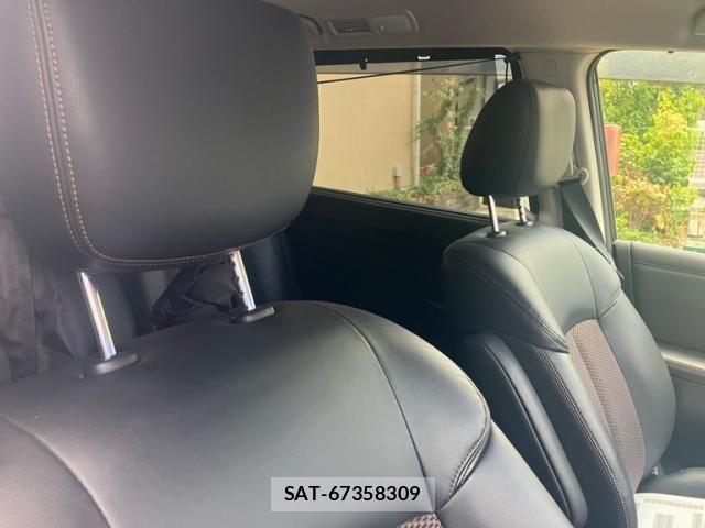 Nissan ELGRAND 2012-05 8365755-12