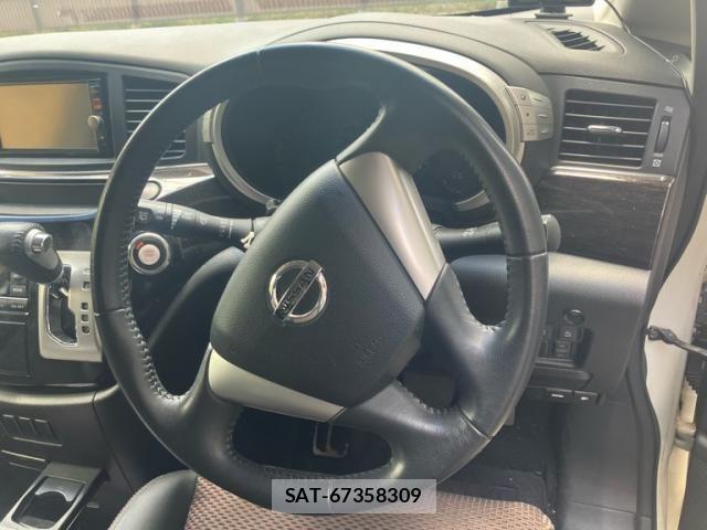 Nissan ELGRAND 2012-05 8365755-15