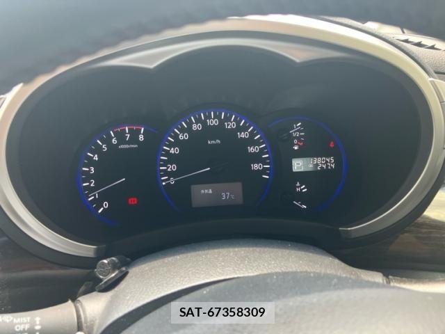 Nissan ELGRAND 2012-05 8365755-16