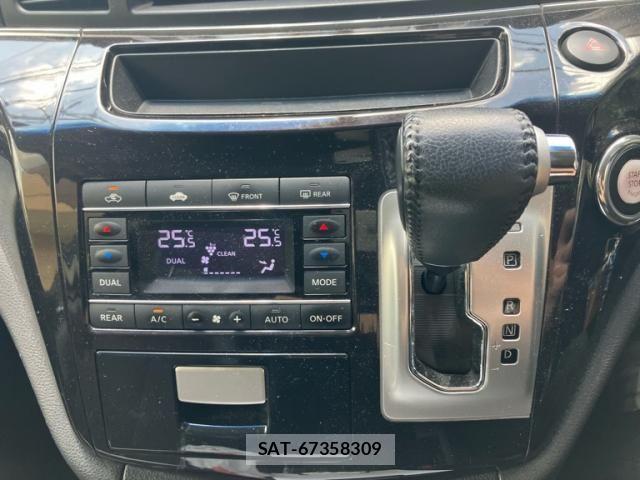 Nissan ELGRAND 2012-05 8365755-17