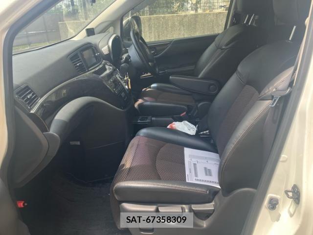 Nissan ELGRAND 2012-05 8365755-7