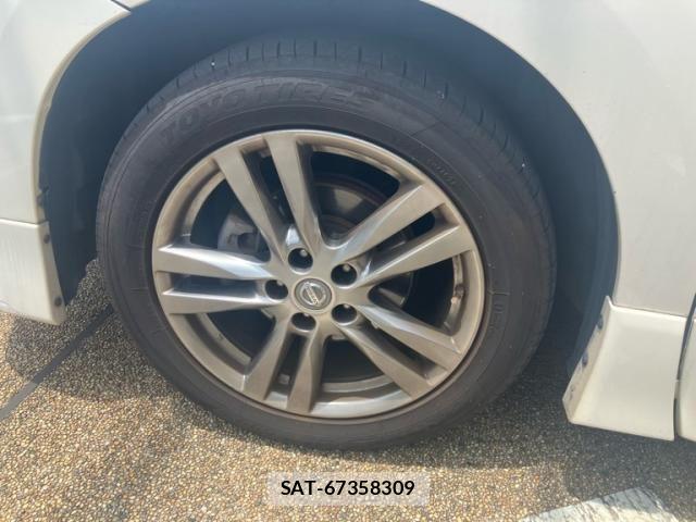 Nissan ELGRAND 2012-05 8365755-8