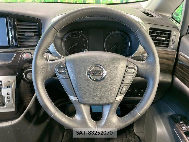 Nissan ELGRAND 2020-01 8365751-11