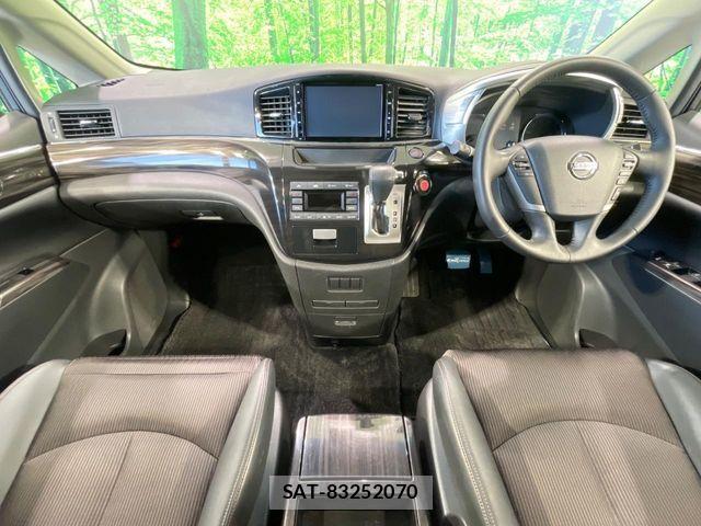 Nissan ELGRAND 2020-01 8365751-1