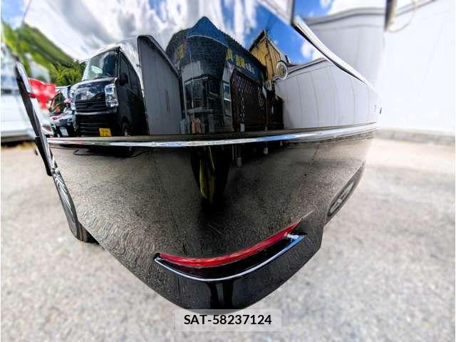 Nissan ELGRAND 2021-09 8365747-15