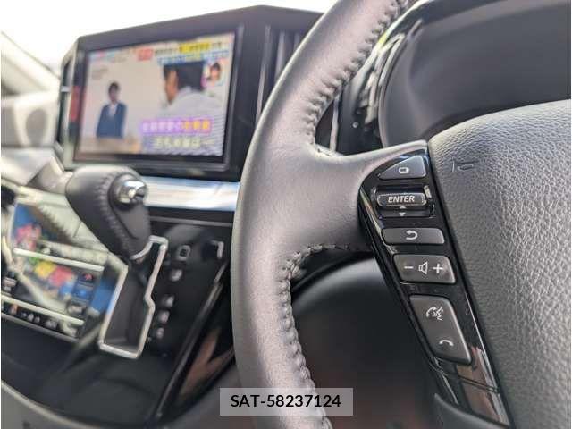 Nissan ELGRAND 2021-09 8365747-18
