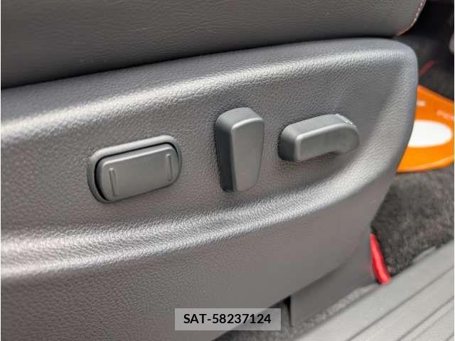 Nissan ELGRAND 2021-09 8365747-5