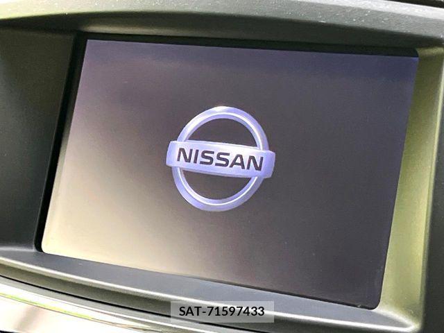 Nissan ELGRAND 2013-10 8365754-2